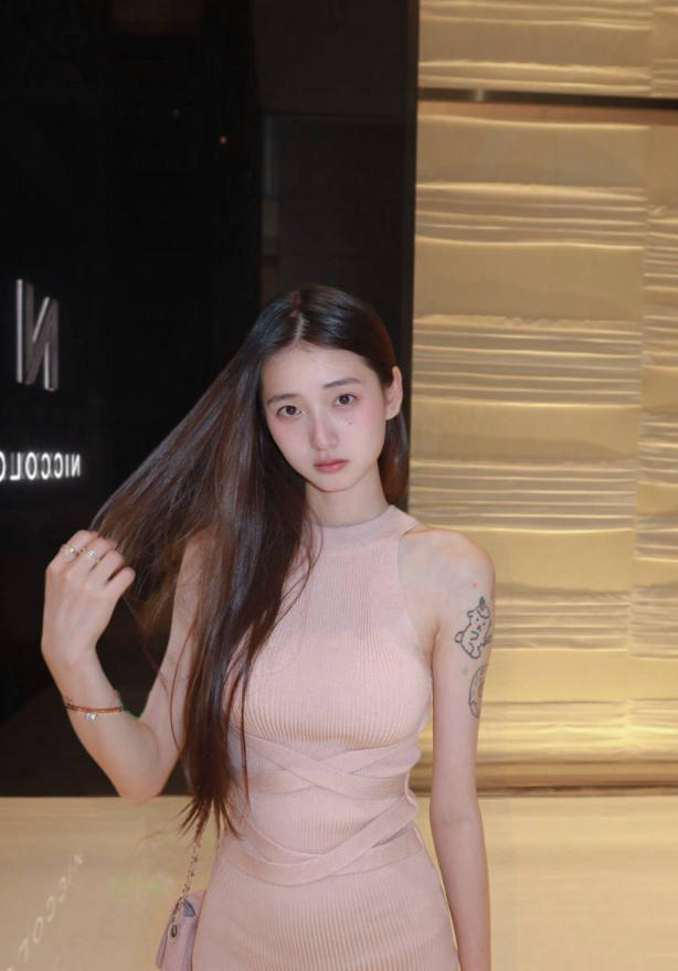 星辰美少女